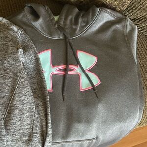 Under armor Sweat shirt